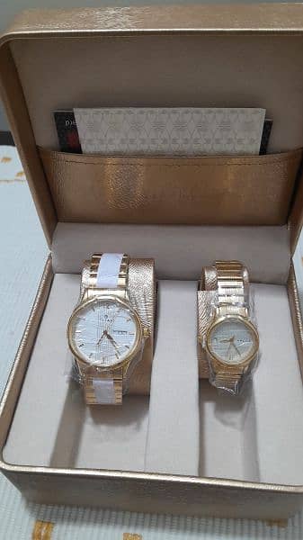 *Couple Watch Available*
Brand new: Titan Bandhan Watch 1