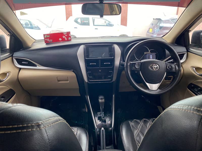 Toyota Yaris Ativ X 1.5 CVT-i Full optional automatic (2020) 5
