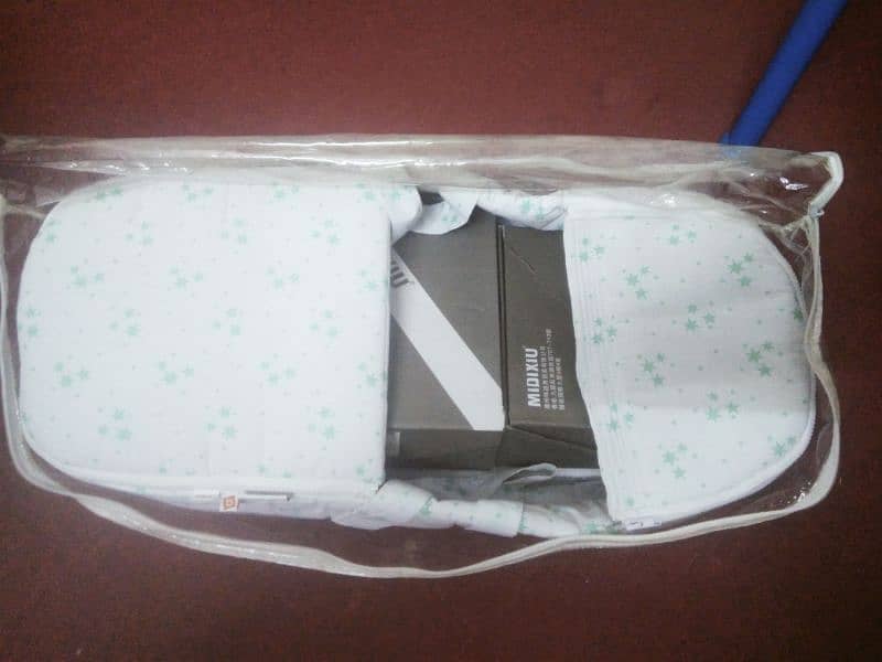 Baby Carry Crib / Carrier 1