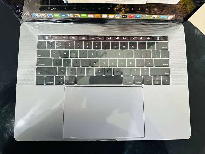 Apple MacBook Pro Corei9 2019 Model With 32gb/512gb 8