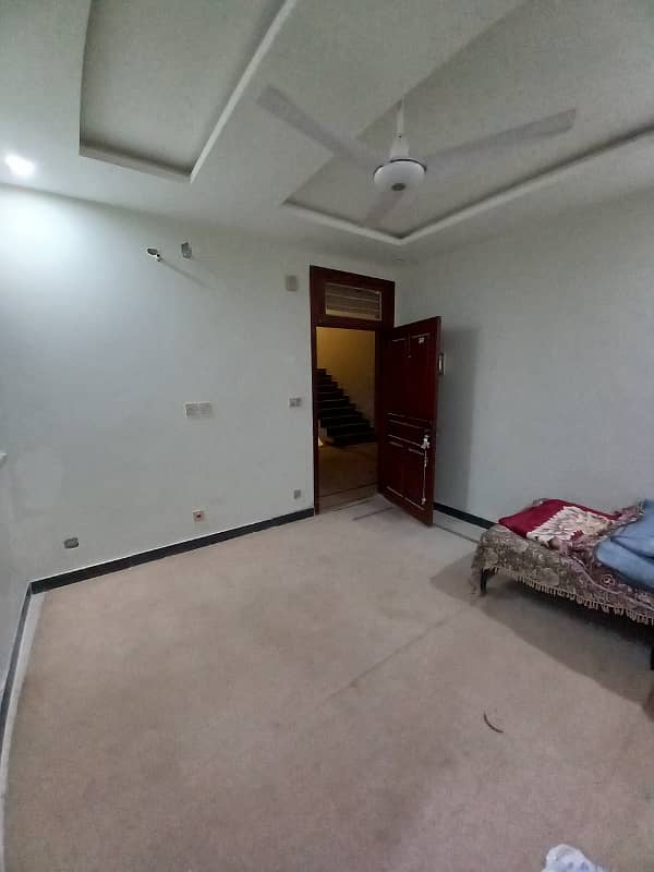 1 Bedroom studio Apartment Available For Rent in E/11/4 0