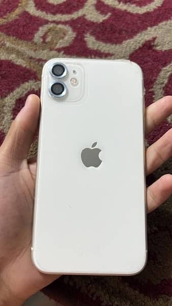 iphone 11 with box 0