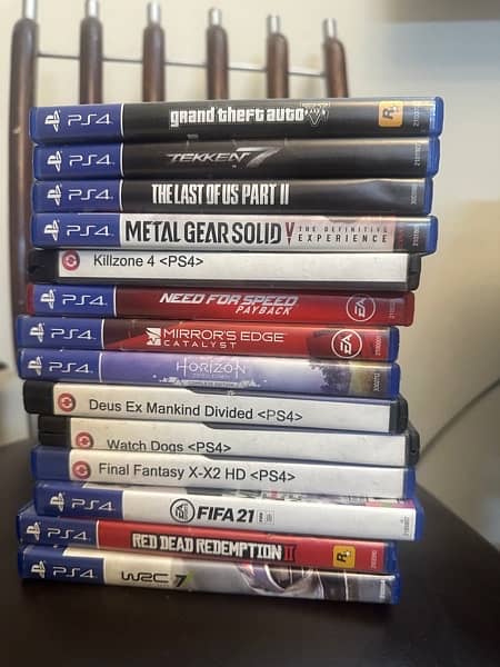 Ps 4pro 1tb with 18 games 1 controller 0