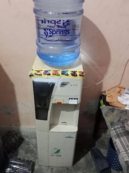 water dispenser plus refrigerator number 03005419328 2