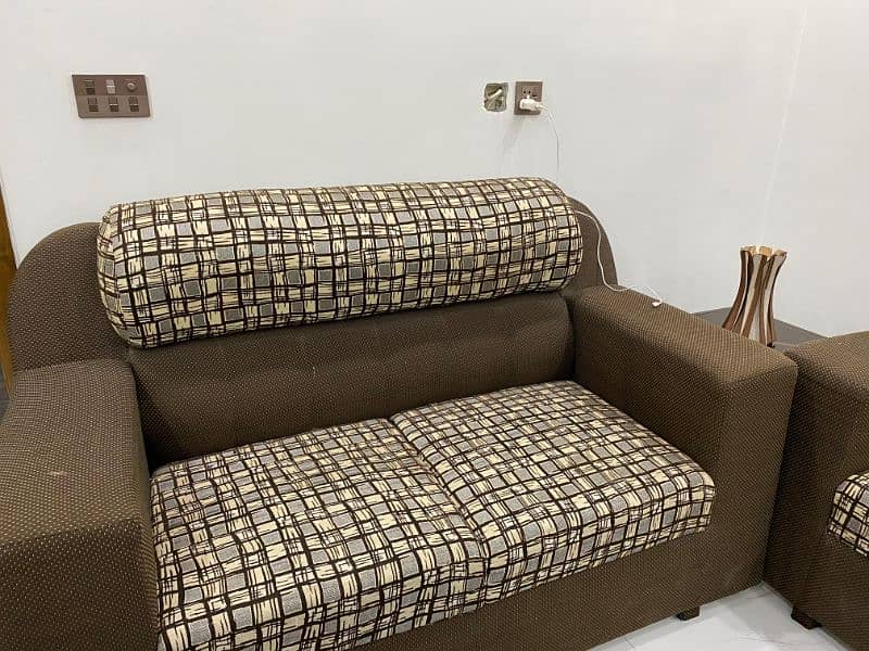 Beautiful Brown Sofa Set with Table 2