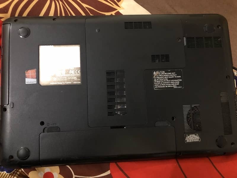 Toshiba LapTop For Sell 2