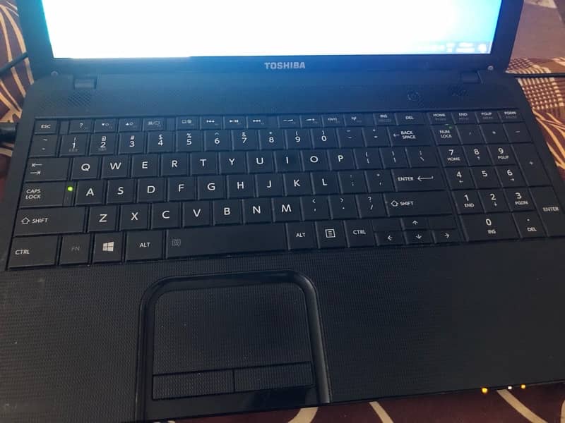 Toshiba LapTop For Sell 3