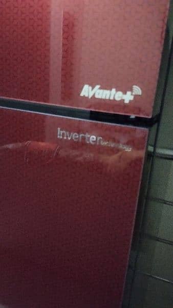 Dowlenc refrigerator model 91999 Avante+ inverter silky red 0