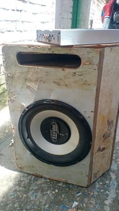 BM 12" subwoofer and 4 channel American amplifier for urgent sell