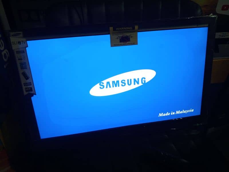 FANTASTIC OFFER 26 SLIM SAMSUNG LED TV 03228083060   Mac i 0