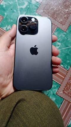 iphone 14 pro 128gb 100 health 10/10 condition 4 months sim working