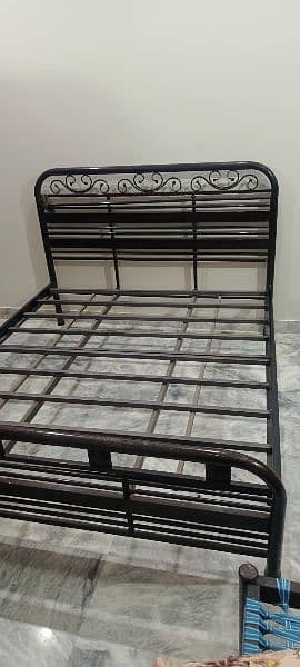 IRON BED FOR SALE 5/6 1