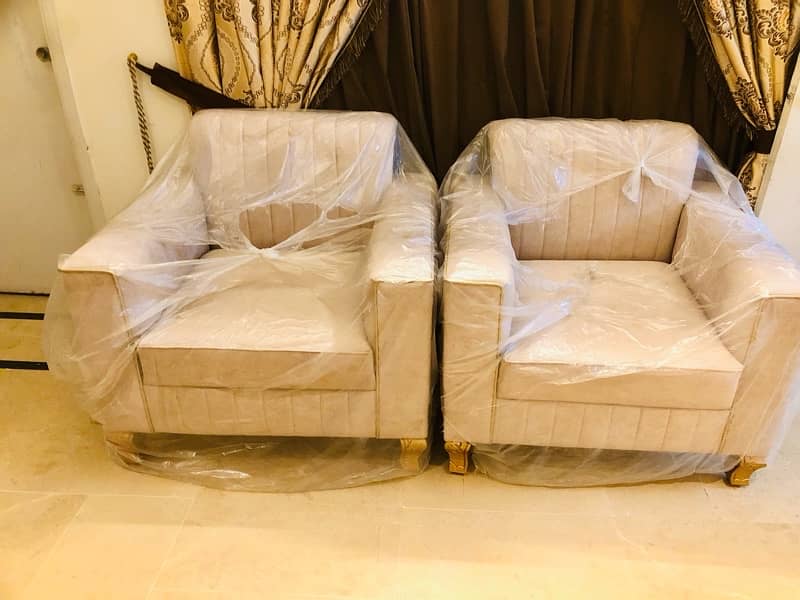 7 Seater Royal Luxury sofa set 0