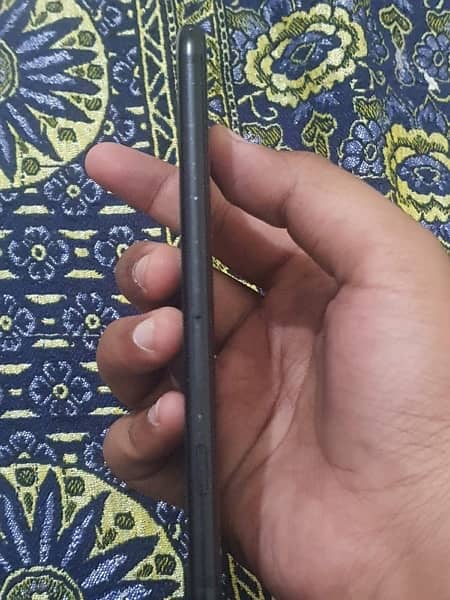 IPHONE 7 good condition no repair no open pta approved. 3