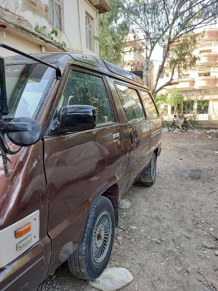 Toyota town ace car in great condition 5