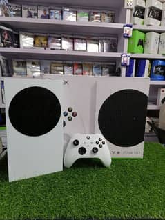 Xbox One S series 512gb  slightly used Available