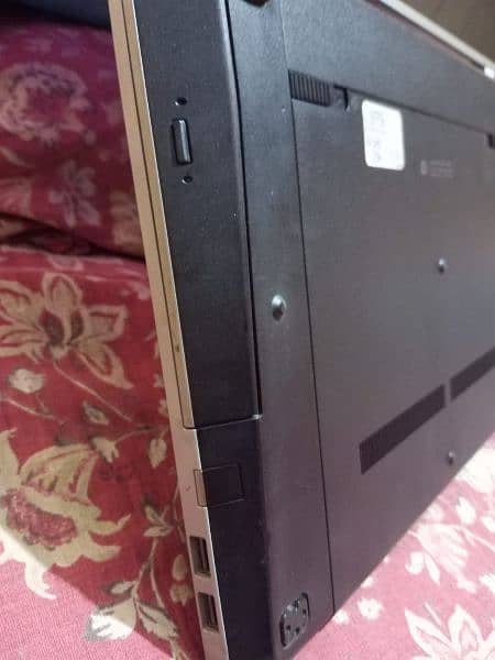HP ProBook 4530s i3 2nd gen 8