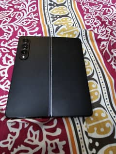 Samsung Z Fold 4 0