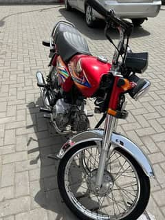 Honda CD70 bike