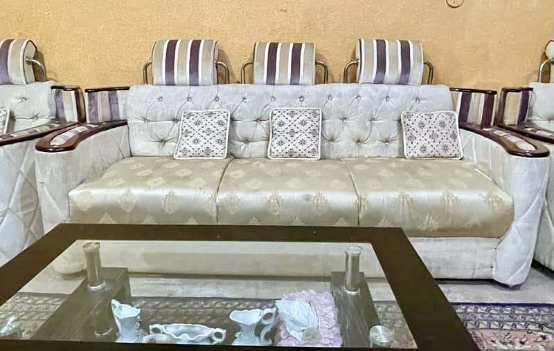 2 sets of 5 seater sofa in good condition 2