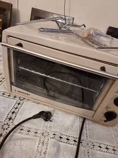 microwave oven