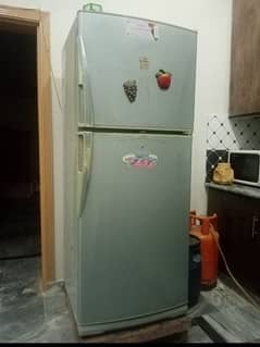 Dawlance Refrigerator (18 cubic feet size, model 9188wbs) for sale