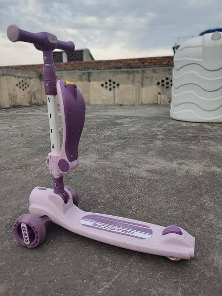 Scooty For Sale In 10/10 Condition 4