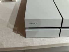 PLAYSTATION 4 1200 Series 0