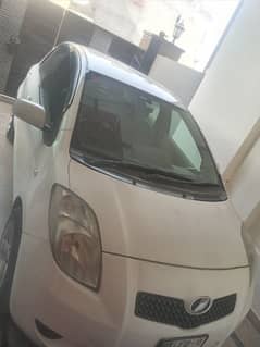 vitz car for sale