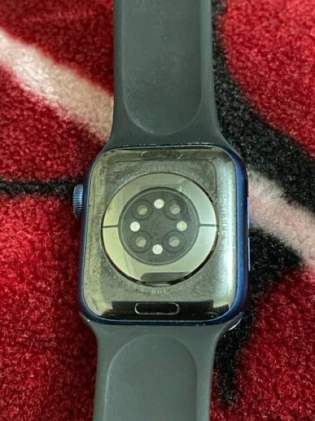 Apple Watch Series 6 40mm with 32 Gb 1