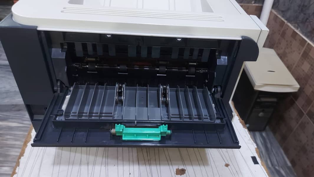 HP LaserJet P2055dn B/W Printer 8
