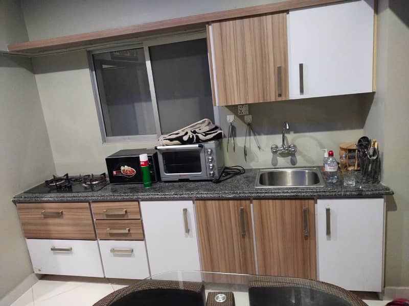 CHANCE DEAL FURNISHED FLAT AVAILABLE FOR RENT 9