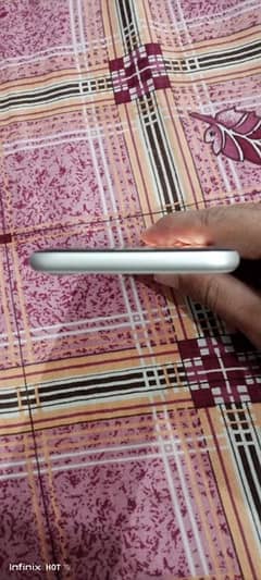 iPhone SE 2020 64gb pta approved
