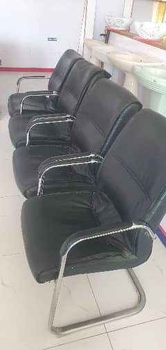 4× visitors Chairs