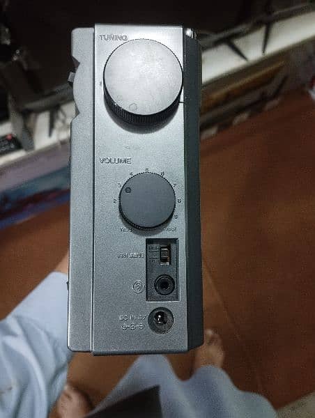 Sony Radio - Made in Japan - 10/10 Condition 1