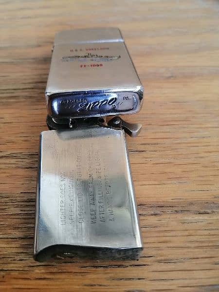 Zippo Mini Rare Vintage USA 4