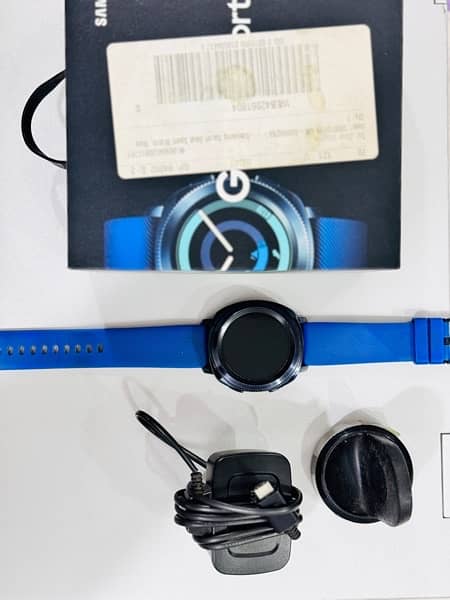 Samsung Gear Sport Smartwatch with box 4