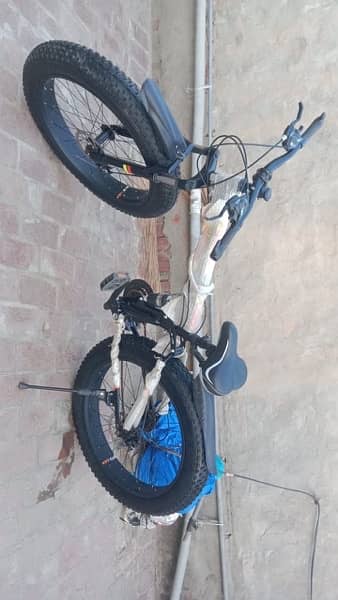 Biy cycle for sale brand New gears cycle fat Bike 10/10 1