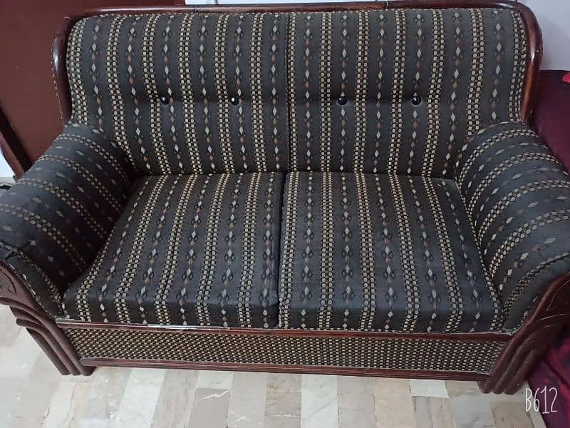 7 Seater Sofa Urgent Sale with Table 1