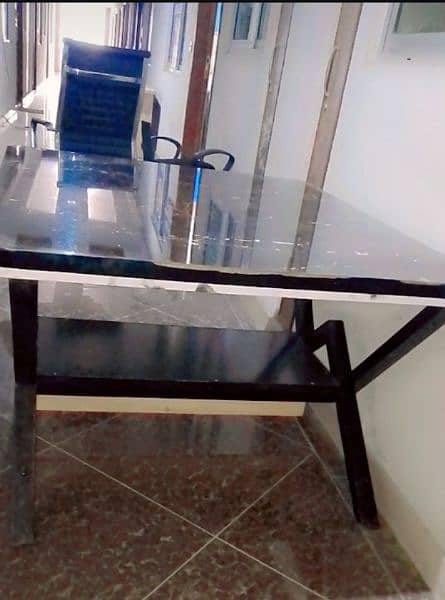 Dinning Table Ñew construction hy 0