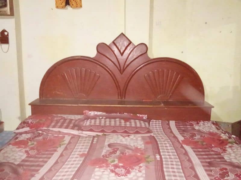 Bed Set without Mattress Dressing Table And Showcase Almari 2
