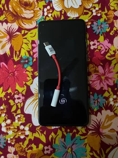 Oneplus 8t with Complete Accessories. 2
