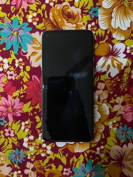 Oneplus 8t with Complete Accessories. 5