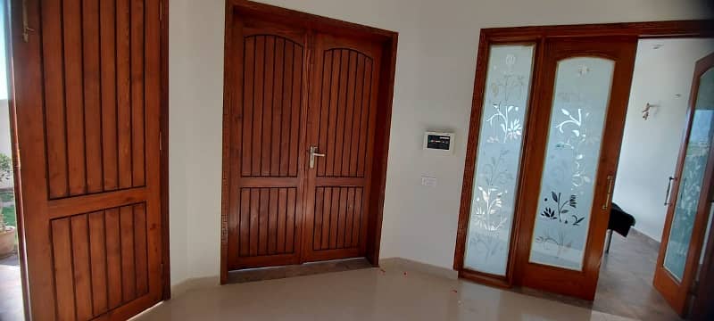 1 KANAL Luxury Class Masterpiece Bungalow For Sale In Dha Phase 7 21