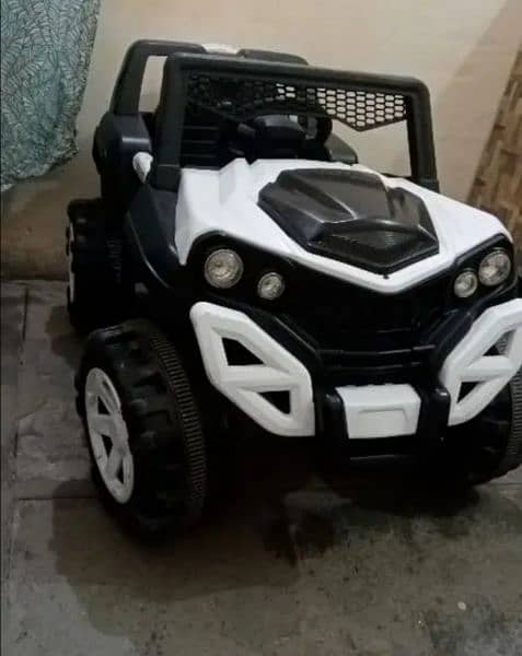 2 Seter baby Electrick car 3 mottars remote and mobile control 1