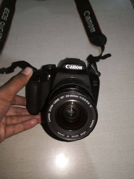 Canon EOS 2000D 6