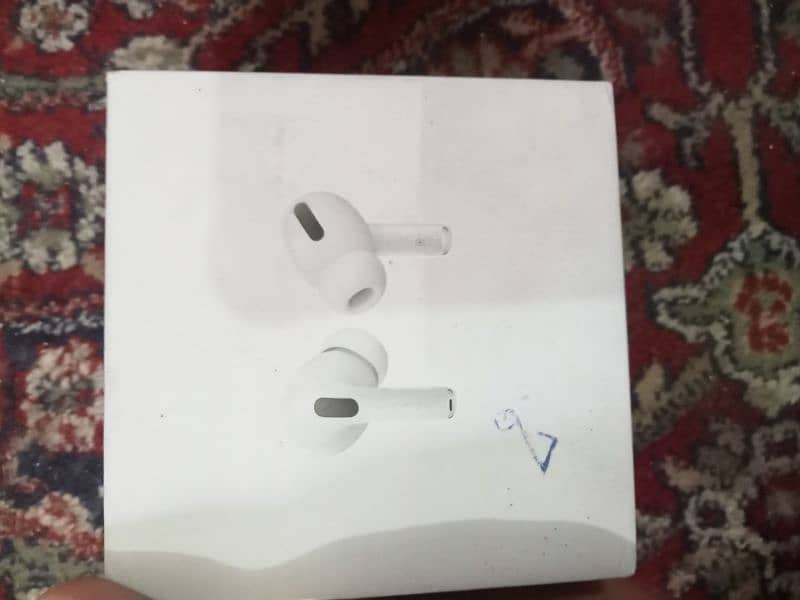 Airpods pro 2nd generation 4