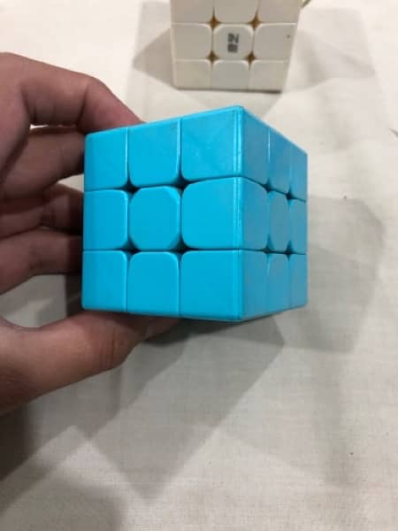 3x3 Forced rubiks cube one colour rubiks cube 4