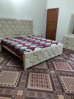 Furnish room available in g11/3 for ladies only