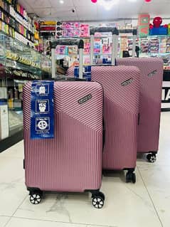 Travel Bags - Imported Luggage - Suitcase - Attachii - Safari Bags
